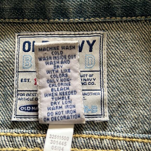 Old Navy Blue Denim Cropped Embellished Jean Jacket Size Medium Distressed Y2K - Picture 10 of 10